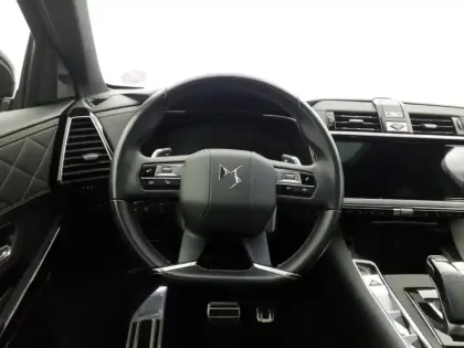 Photo 11 DS DS 7 DS7 Crossback Hybride E-Tense 300 EAT8 4x4 Rivoli