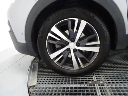 Photo 7 Peugeot 3008  1.2 PureTech 130ch Allure S&S