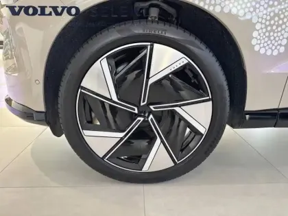 Photo 38 Volvo Ex90  Twin Performance AWD 517 ch 1EDT