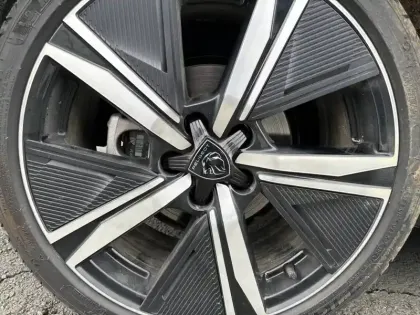 Photo 32 Peugeot 308  Hybrid 136 e-DCS6