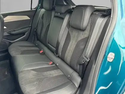 Photo 31 Peugeot 308  Hybrid 136 e-DCS6