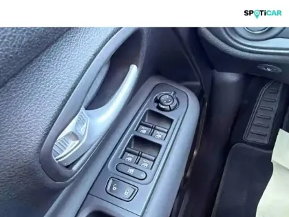 Photo 40 Jeep Renegade  1.3 Turbo T4 190ch PHEV 4xe Summit BVA6 eAWD