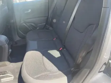 Photo 24 Jeep Renegade  1.3 Turbo T4 190ch PHEV 4xe Summit BVA6 eAWD