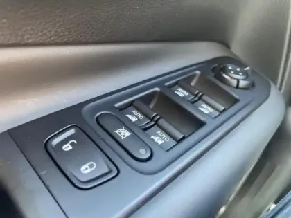 Photo 26 Jeep Renegade  1.3 Turbo T4 190ch PHEV 4xe Summit BVA6 eAWD