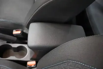 Photo 28 Renault Captur  E-Tech full hybrid 145