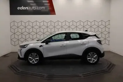 Photo 12 Renault Captur  E-Tech full hybrid 145