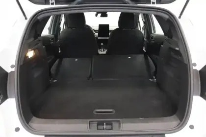 Photo 21 Renault Captur  E-Tech full hybrid 145