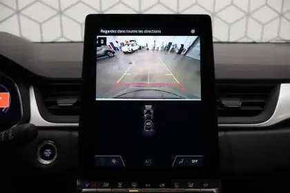 Photo 24 Renault Captur  E-Tech full hybrid 145