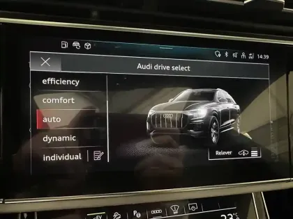 Photo 83 Audi Q8  60 TFSI e 462 Tiptronic 8 Quattro