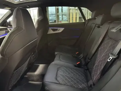 Photo 91 Audi Q8  60 TFSI e 462 Tiptronic 8 Quattro