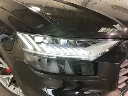 Photo 76 Audi Q8  60 TFSI e 462 Tiptronic 8 Quattro