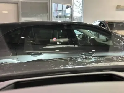 Photo 73 Audi Q8  60 TFSI e 462 Tiptronic 8 Quattro