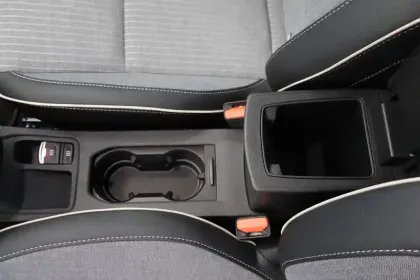 Photo 14 Renault Clio Gén. V (BJA) Ph2 Techno 5