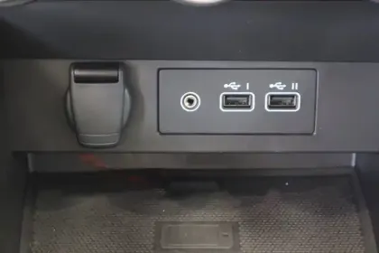 Photo 21 Renault Clio Gén. V (BJA) Ph2 Techno 5