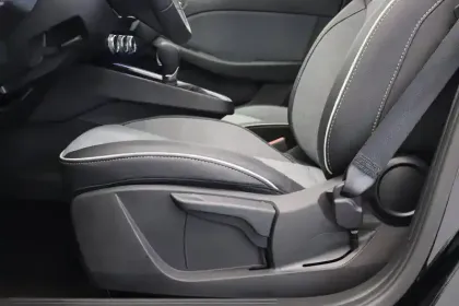 Photo 19 Renault Clio Gén. V (BJA) Ph2 Techno 5