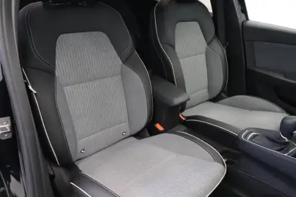 Photo 35 Renault Clio Gén. V (BJA) Ph2 Techno 5