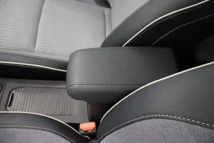 Photo 13 Renault Clio Gén. V (BJA) Ph2 Techno 5