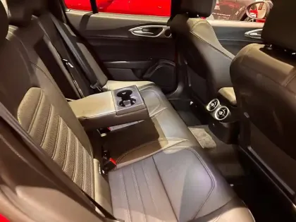 Photo 74 Alfa Romeo Giulia  2.2 160 ch AT8