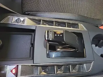 Photo 33 DS DS 3  Crossback BlueHDi 130 S&S EAT8