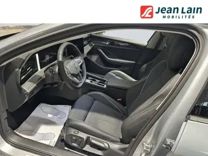 Photo 28 Volkswagen Passat  1.5 eTSI OPF 150 DSG7