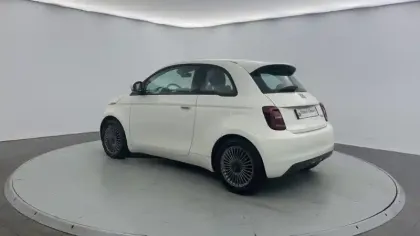 Photo 18 Fiat 500  e 118 ch Icône