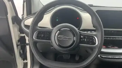 Photo 12 Fiat 500  e 118 ch Icône