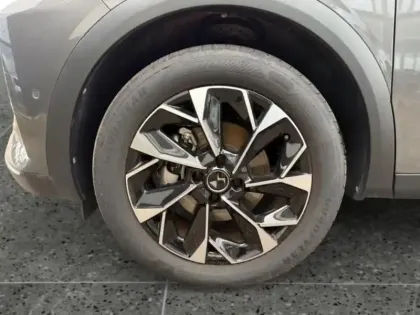 Photo 13 DS DS 3  E-Tense 156ch Rivoli