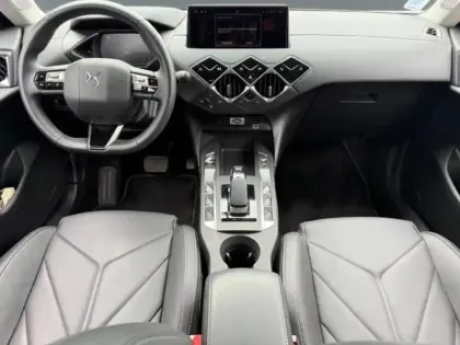 Photo 9 DS DS 3  E-Tense 156ch Rivoli