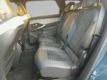 Photo 34 Peugeot 5008  Electrique 73 kWh 210 ch