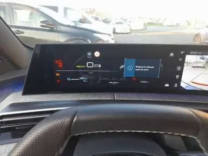 Photo 32 Peugeot 5008  Electrique 73 kWh 210 ch