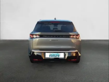 Photo 27 Peugeot 5008  Electrique 73 kWh 210 ch