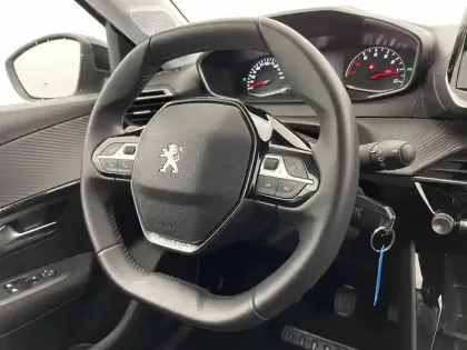 Photo 27 Peugeot 208  PureTech 75 S&S BVM5