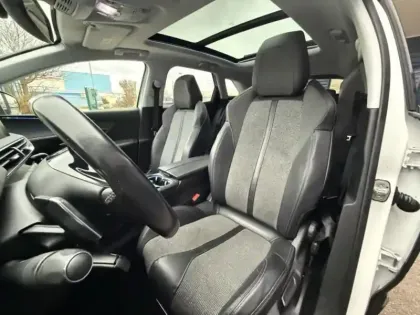 Photo 12 Peugeot 3008  1.6 THP 165ch GT Line S&S EAT6