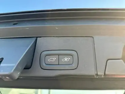 Photo 9 Volvo Xc60  T6 AWD 253 + 145ch Utimate Style Dark Geartronic