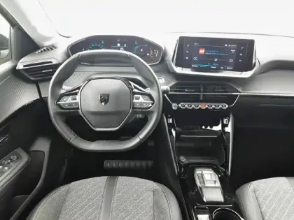 Photo 29 Peugeot 208  Electrique 50 kWh 136ch