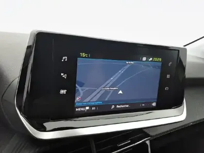 Photo 46 Peugeot 208  Electrique 50 kWh 136ch