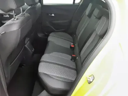 Photo 37 Peugeot 208  Electrique 50 kWh 136ch