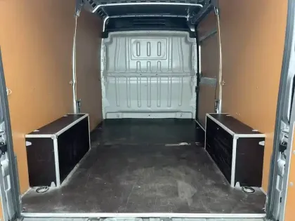 Photo 47 Peugeot Boxer  TOLE 3.0 T L2H2 BLUEHDI 120 S&S BVM6