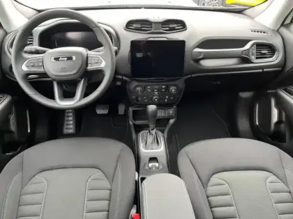 Photo 8 Jeep Renegade  1.5 Turbo T4 130ch MHEV North Star BVR7