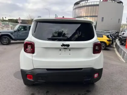 Photo 5 Jeep Renegade  1.5 Turbo T4 130ch MHEV North Star BVR7