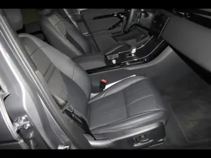 Photo 22 Land rover Range Rover Evoque  1.5 P300e 309ch Dynamic SE