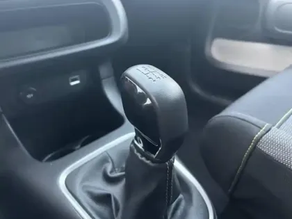 Photo 11 Citroën C3  1.2 PureTech 83ch S&S C-Series 123g