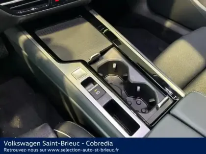 Photo 29 Volkswagen Passat Gén. IX Ph1 Elegance 5