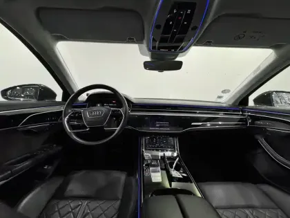 Photo 32 Audi A8  60 TFSI e Tiptronic 8 Quattro