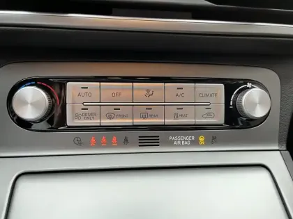 Photo 13 Hyundai Kona  Electrique 64 kWh - 204 ch