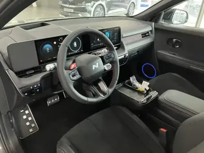 Photo 8 Hyundai Ioniq 5  84 kWh - 229 ch