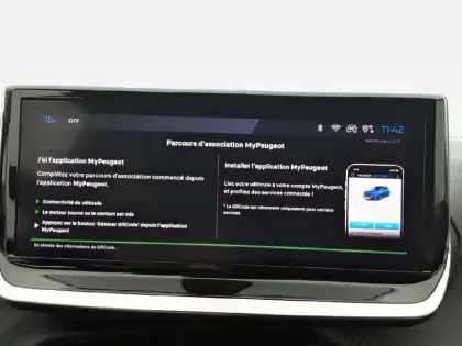 Photo 39 Peugeot 208  PureTech 100 S&S BVM6