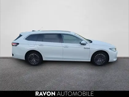 Photo 10 Volkswagen Passat  1.5 eHybrid 204 DSG6