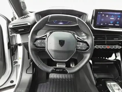 Photo 28 Peugeot 2008  Electrique 54 kWh 156 ch