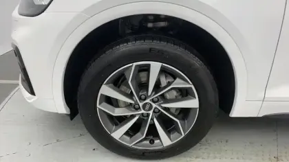 Photo 12 Audi Q5  40 tdi 204 stronic 7 quattro sline